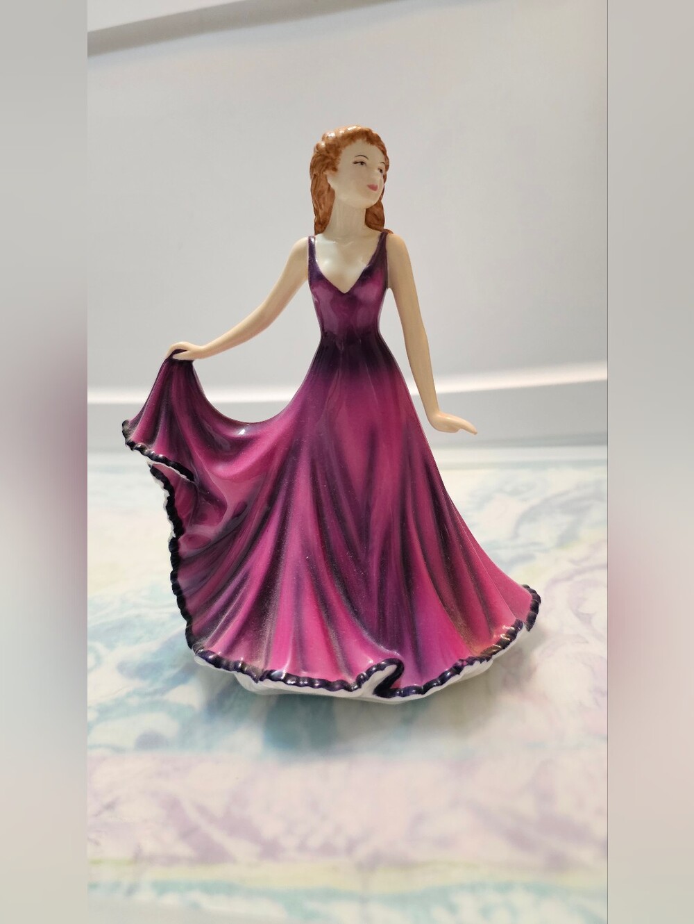 Royal Doulton Pretty Ladies 'Thoughts Of You' Figurine 2007